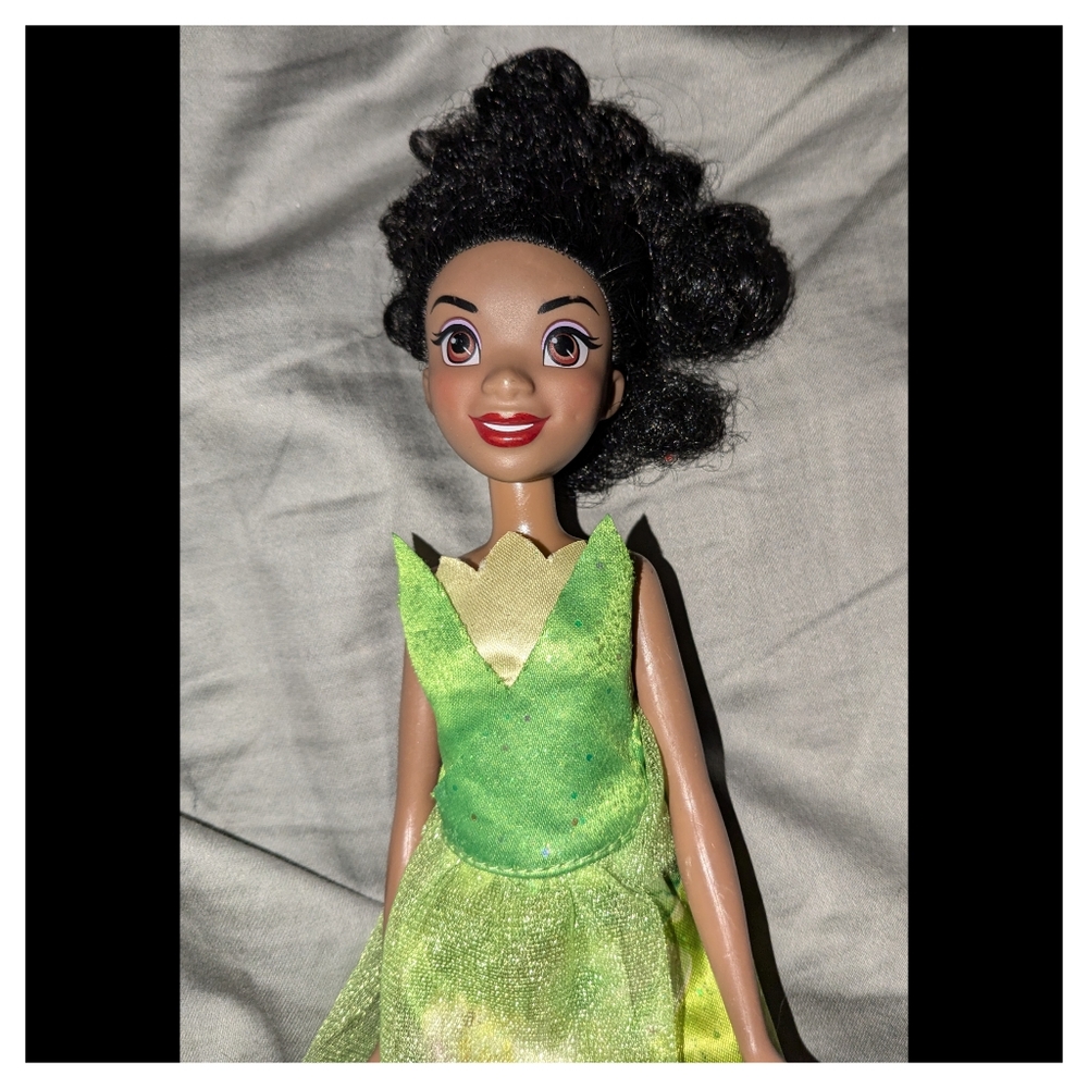 Disney Princess and the Frog Tiana Royal Shimmer Sparkle Dress Doll
